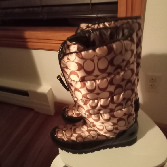 Coach boots - Picture 3 of 9